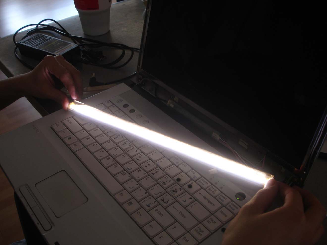 Замена и ремонт подсветки экрана ноутбука в Новочебоксарске